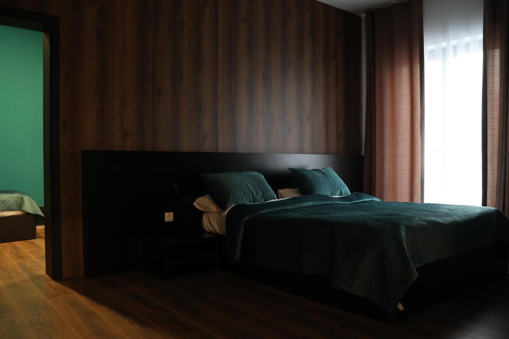 Prior Hotel Prizren Esterno foto