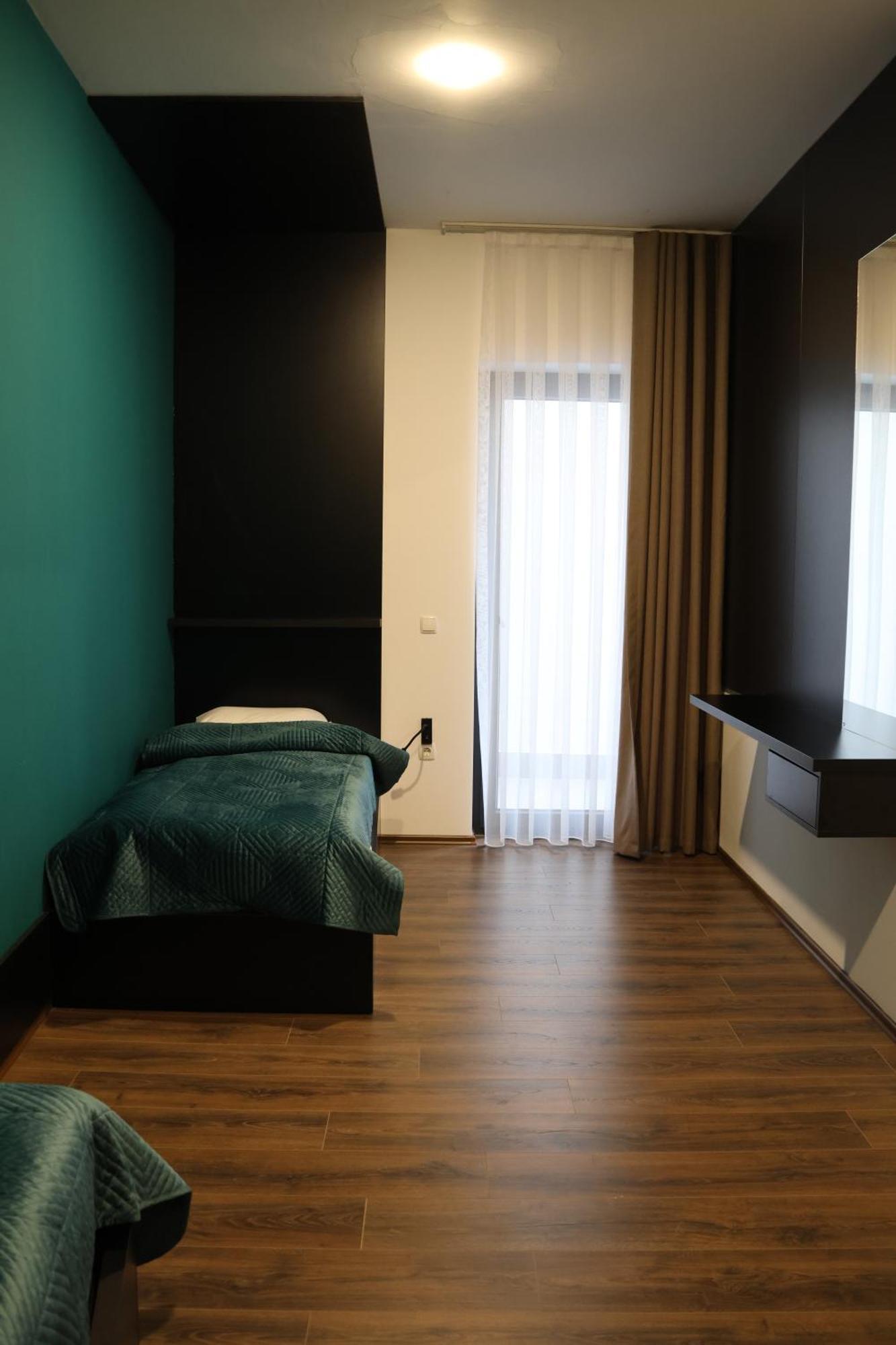 Prior Hotel Prizren Esterno foto