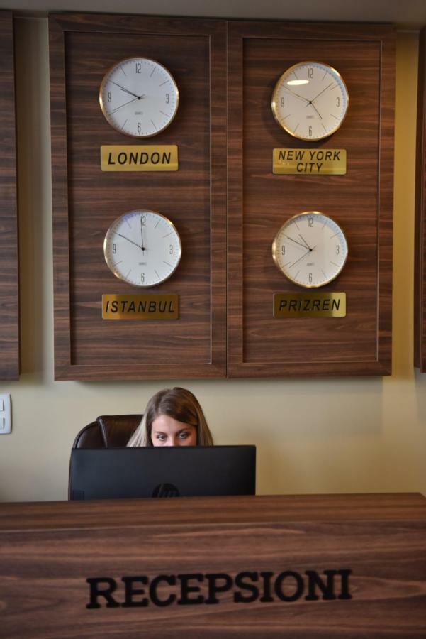 Prior Hotel Prizren Esterno foto